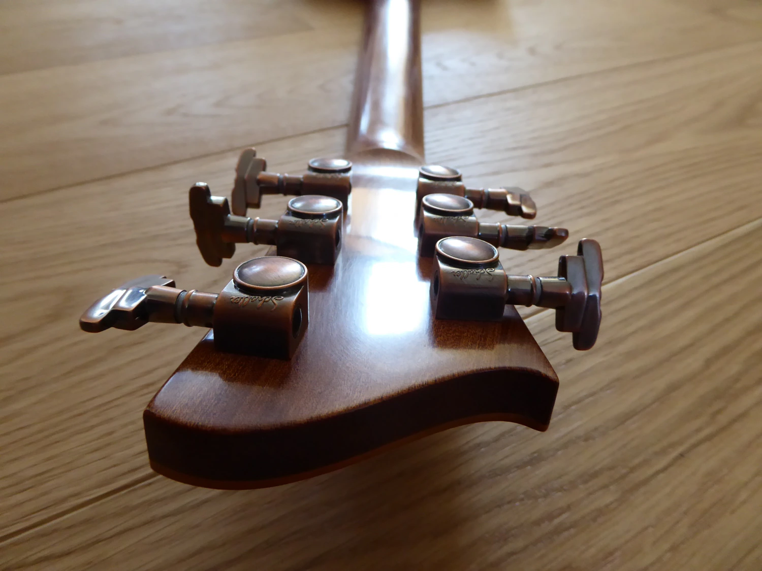 Heier #10 LP Thinline – Detailansicht 5 – Custom E-Gitarre von Heier Guitars bei Dresden und Meißen